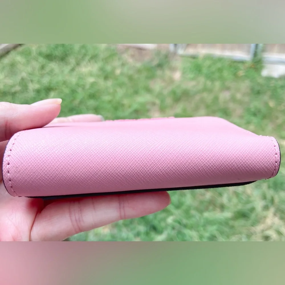 Kate Spade Pink Wallet small bifold - Picture 4 of 15